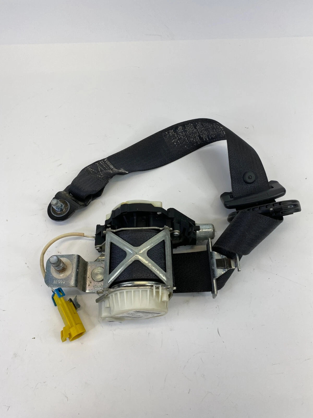 2007-2011 DODGE NITRO FRONT RIGHT SIDE SEAT BELT RETRACTOR ASSY 5KJ601DVAD OEM