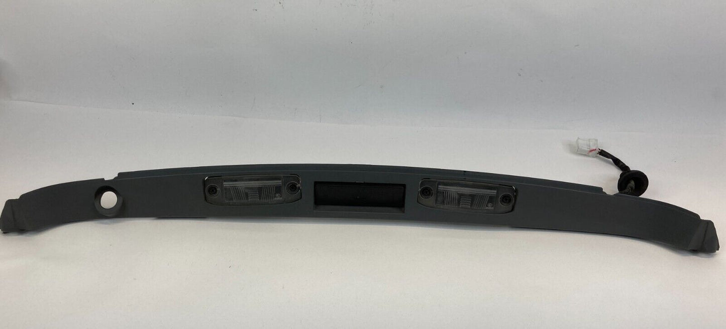 2011-2014 Hyundai Sonata Sedan Rear Trunk Hatch Handle Molding w/ License Light