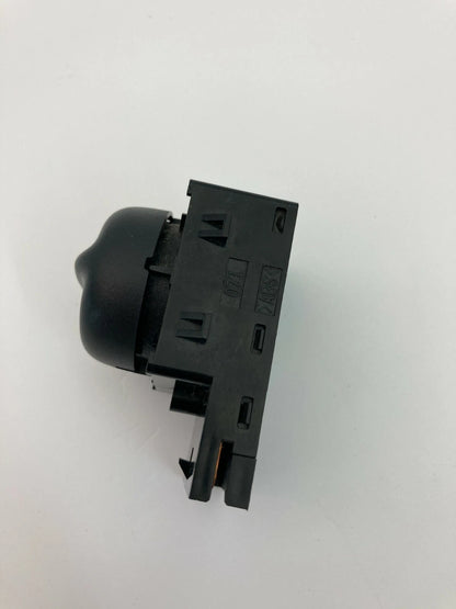 04 BUICK RAINIER 02-05 CHEVY TRAILBLAZER RIGHT PASSENGER SEAT LUMBAR SWITCH RH
