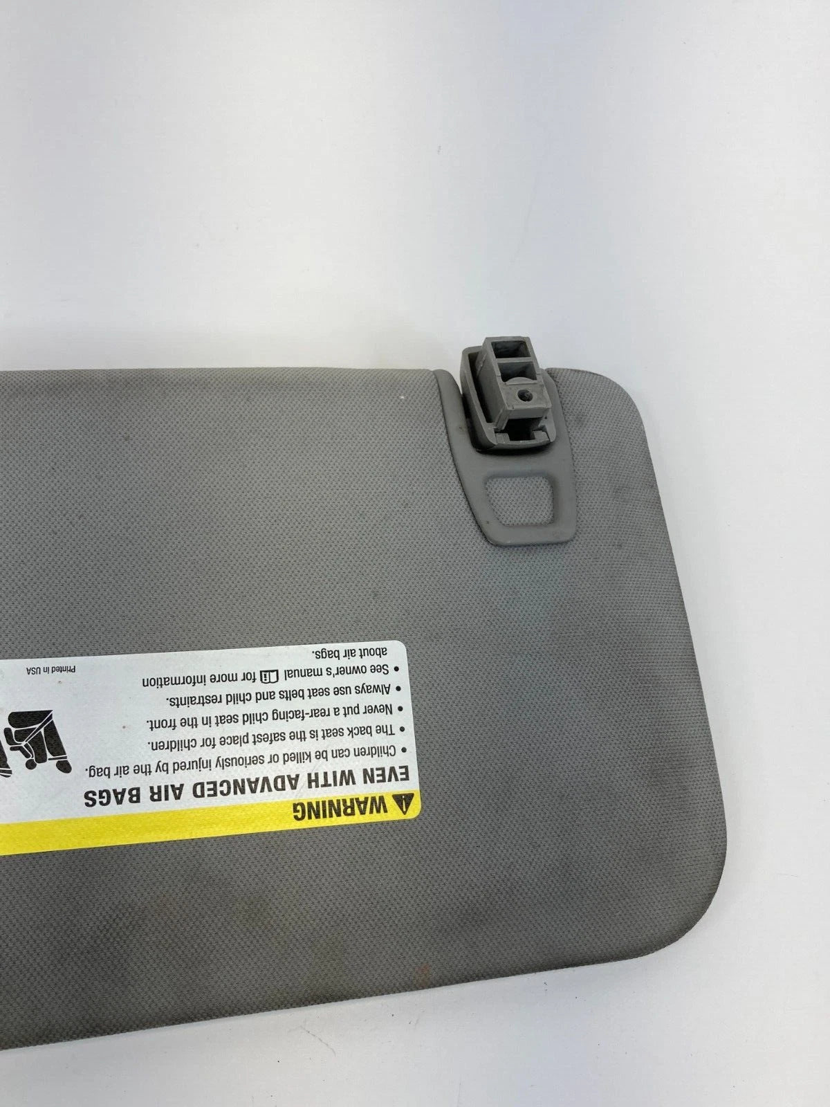 08-17 BUICK ENCLAVE 07-16 ACADIA RIGHT PASSENGER SUNVISOR SUN VISOR ILLUMINATED