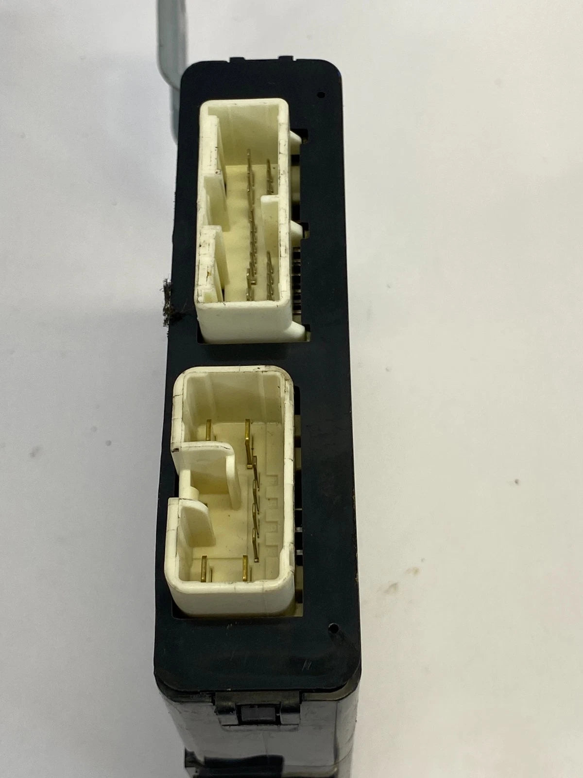 2004-2008 TOYOTA SIENNA RH MULTIPLEX NETWORK DOOR CONTROL MODULE 89222-08012 OEM