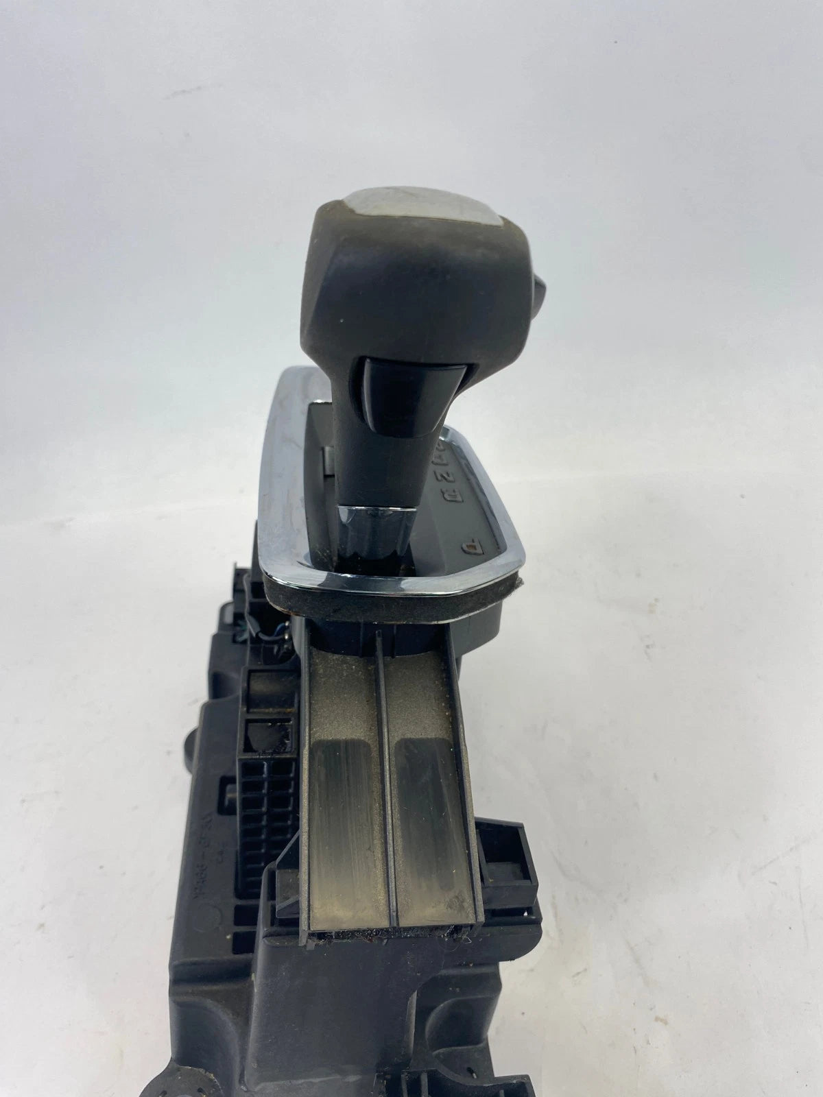 2010-2015 CHEVROLET EQUINOX AUTOMATIC GEAR SHIFTER LEVER ASSEMBLY OEM FACTORY