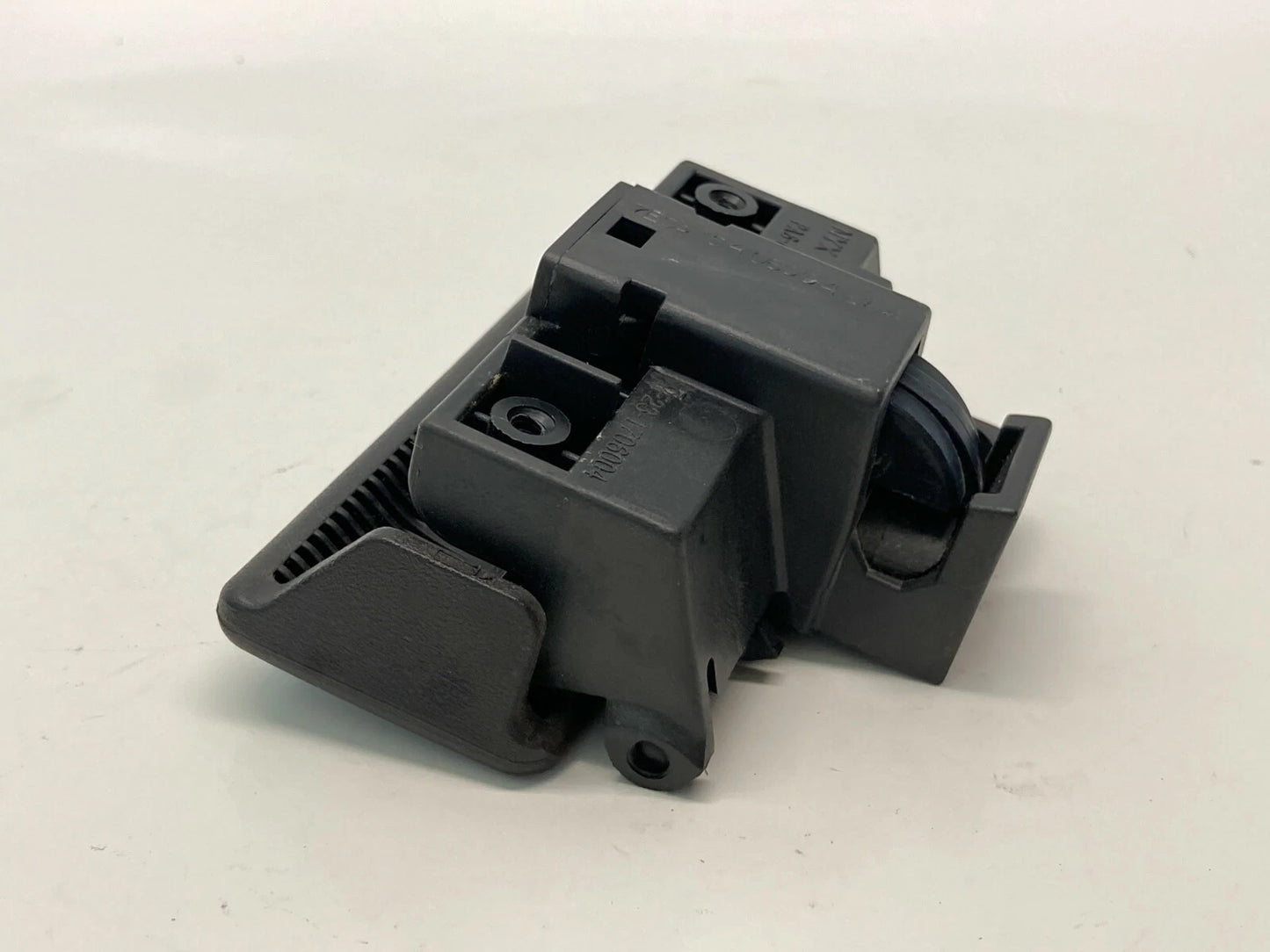 2006-2009 MERCURY MILAN GLOVE BOX COMPARTMENT LOCK LATCH HANDLE 7E53-5406004-AA