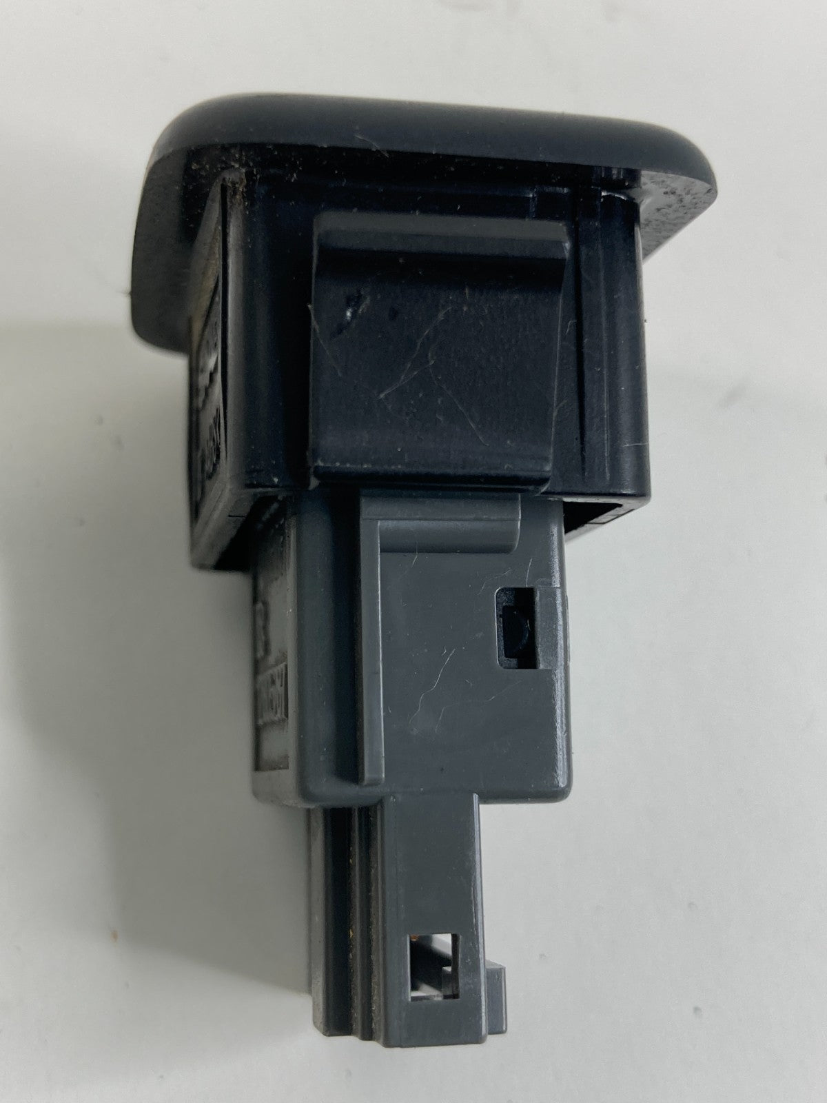 03-11 Saab 9-3 Sedan Trunk Lid Opener Release Lock Control Switch 12805287 OEM