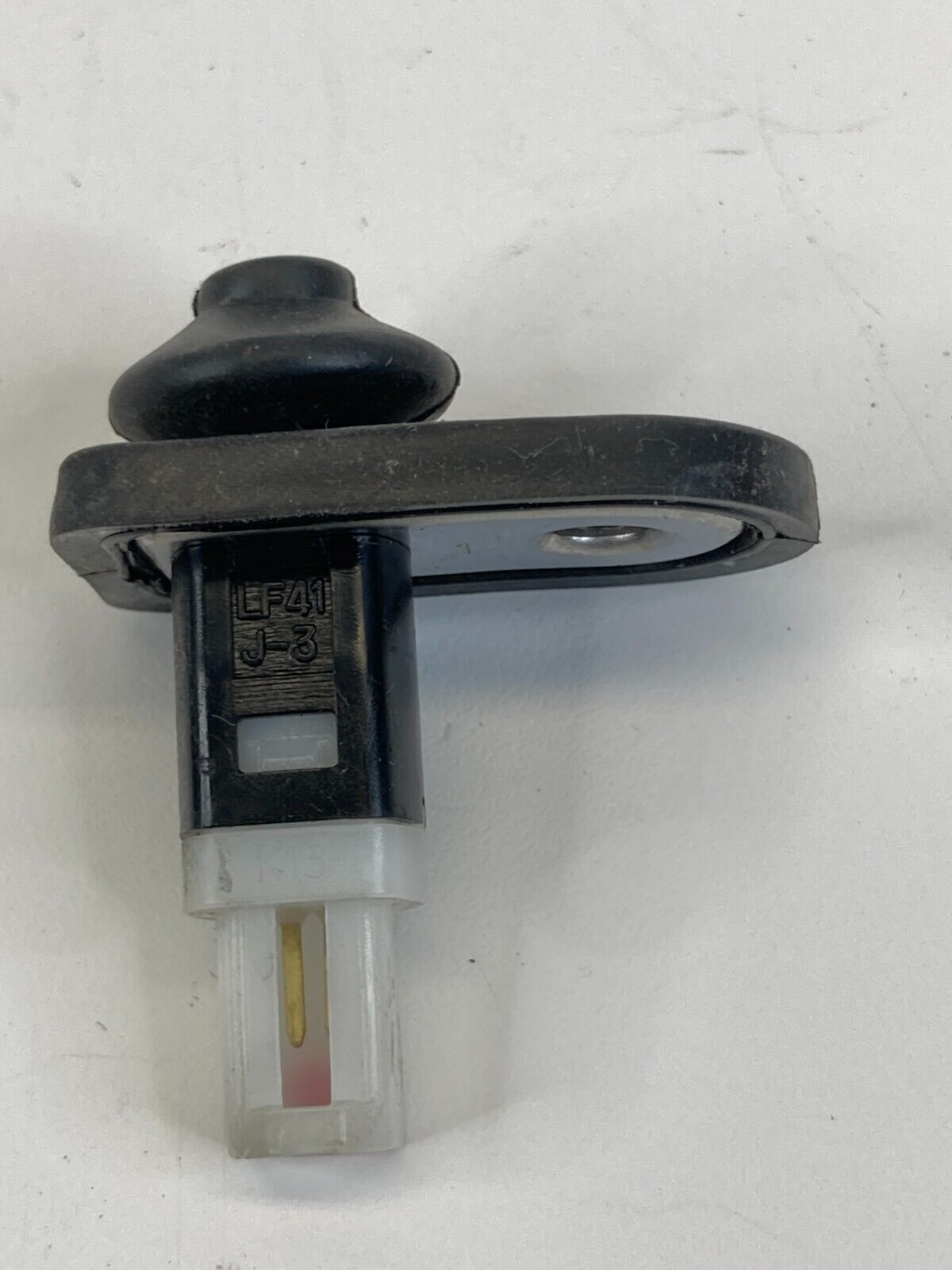 07-15 Hyundai Sonata 10-15 Tucson SEDAN Door Ajar Jamb Light Switch Sensor OEM