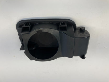 2004 2005 2006 2007 BMW 525i Fuel Filler Door Gas Tank Lid Cover 7183712 OEM