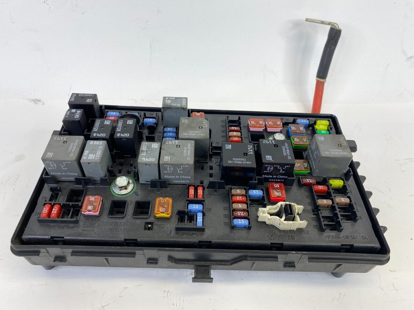 2013 2014 Chevrolet Cruze 1.4L Engine Fuse Box Relay Compartment 13222782 OEM