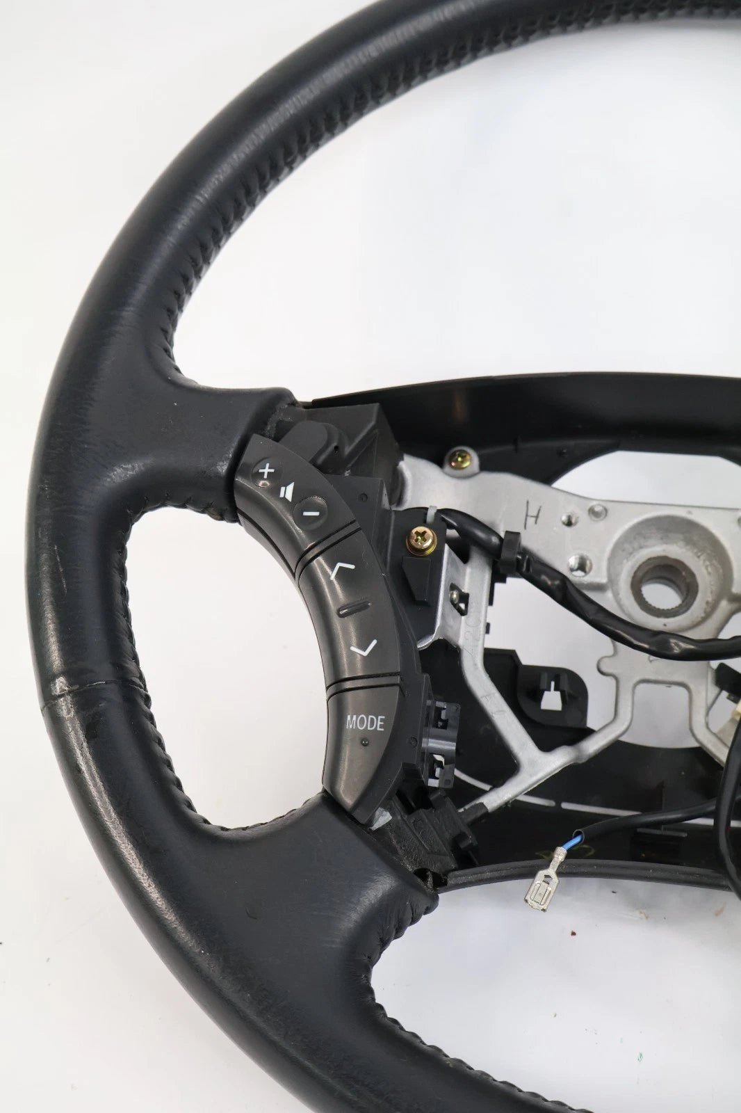 2003 2004 2005 TOYOTA 4RUNNER STEERING WHEEL W/ CRUISE CONTROL BLACK LEATHER OEM