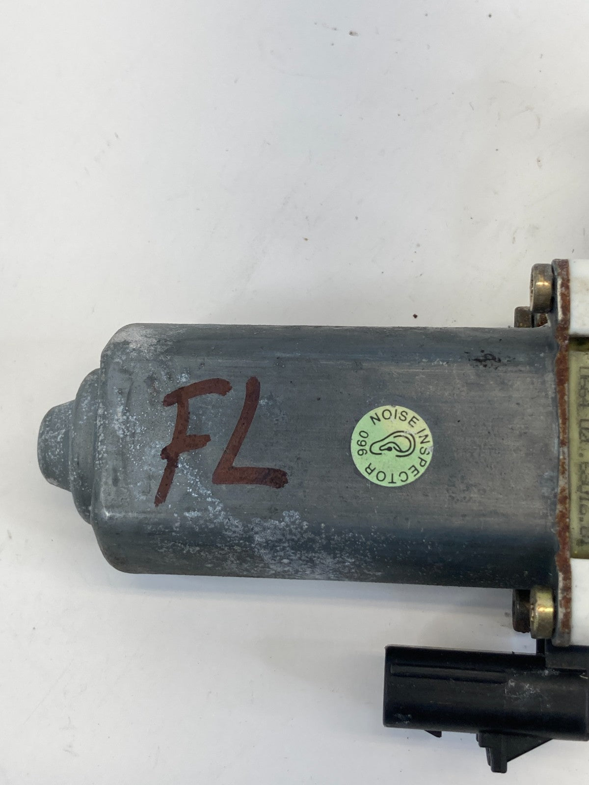 2005-2008 Dodge Magnum Front Left Side Door Window Motor Assembly 0536009901