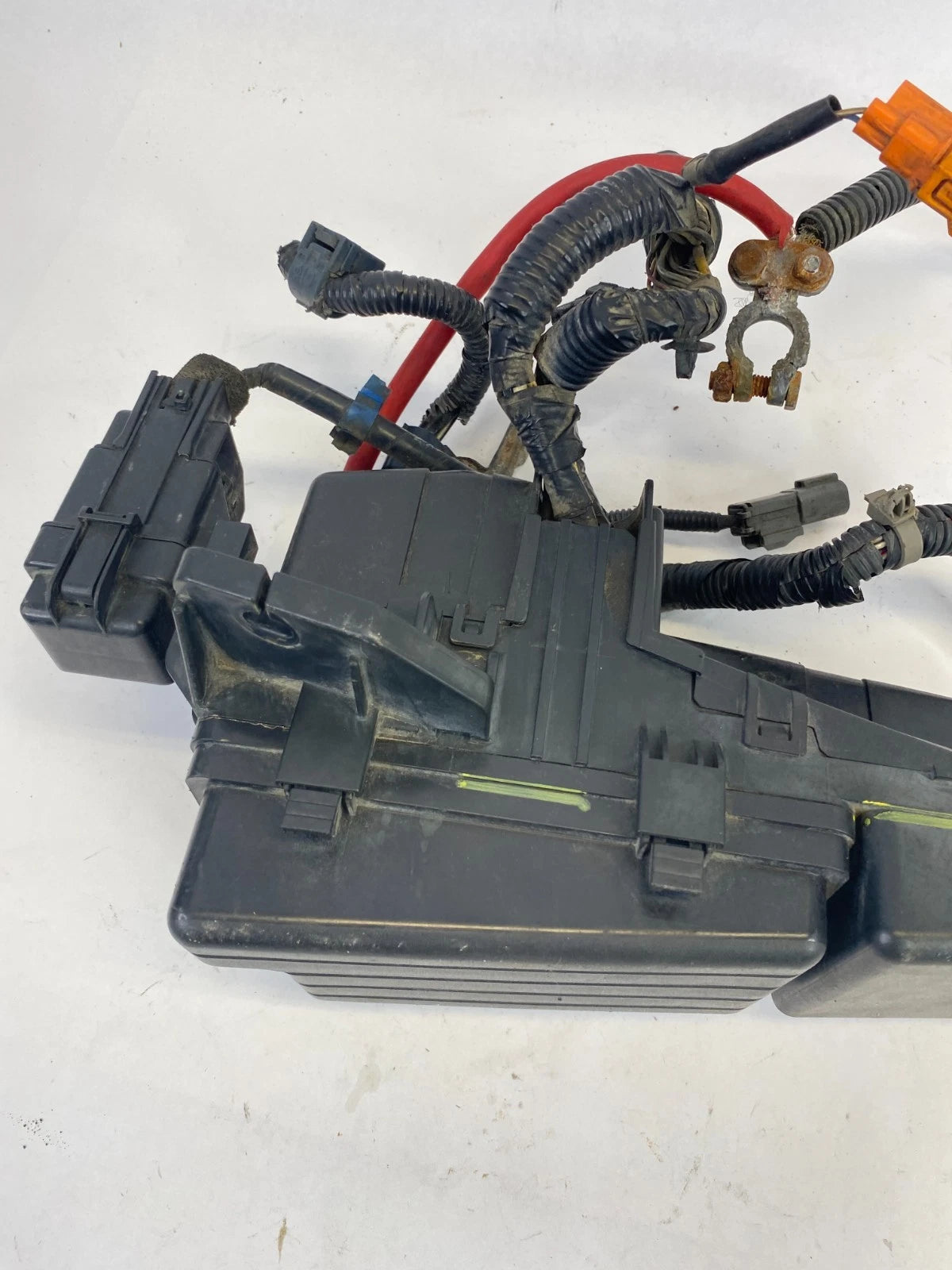 2003 2004 HONDA ACCORD 3.0L V6 ENGINE COMPARTMENT FUSE RELAY JUNCTION BOX OEM