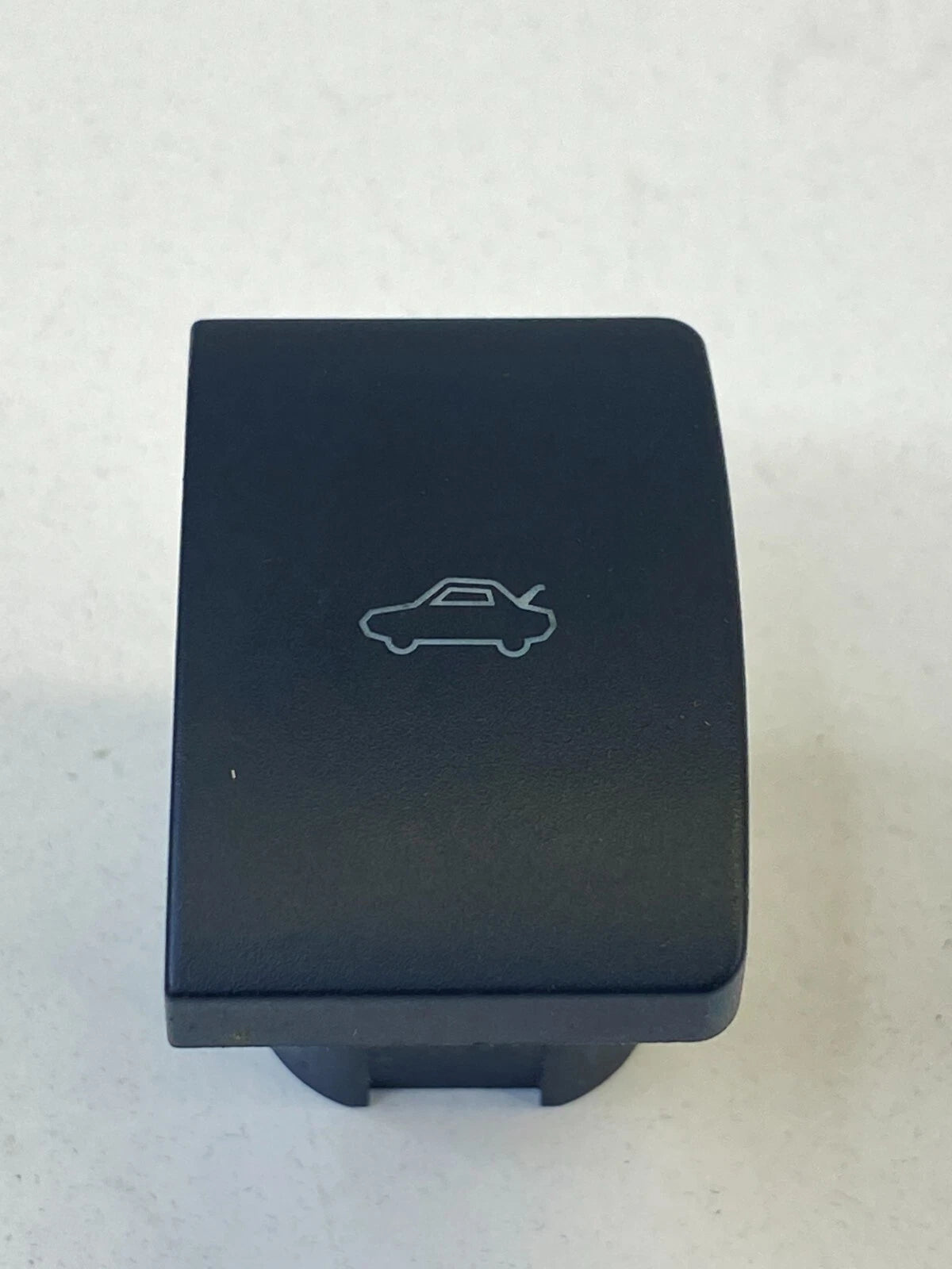 2006-2009 FORD FUSION TRUNK LID OPEN RELEASE CONTROL SWITCH 6E5T-19B514ACW OEM
