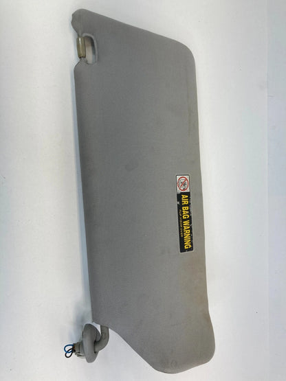 05-07 HONDA ODYSSEY RIGHT PASSENGER SIDE SUNVISOR SUN VISOR SHADE W/ LIGHT OEM