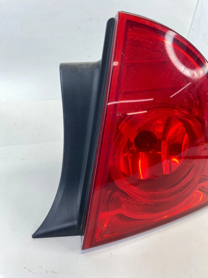 2008-2012 CHEVROLET MALIBU REAR RIGHT PASSENGER SIDE TAIL LAMP ASSY 20914364 OEM