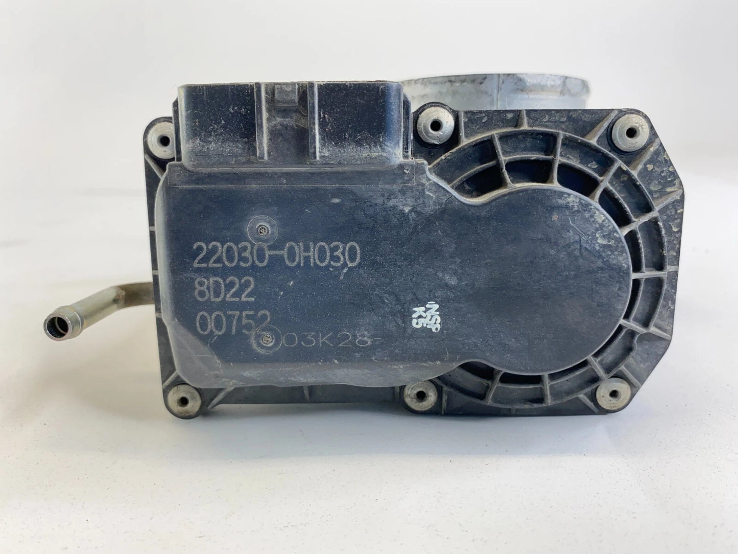 2009 2010 PONTIAC VIBE 2.4L L4 THROTTLE BODY THROTTLE VALVE 22030-0H030 OEM