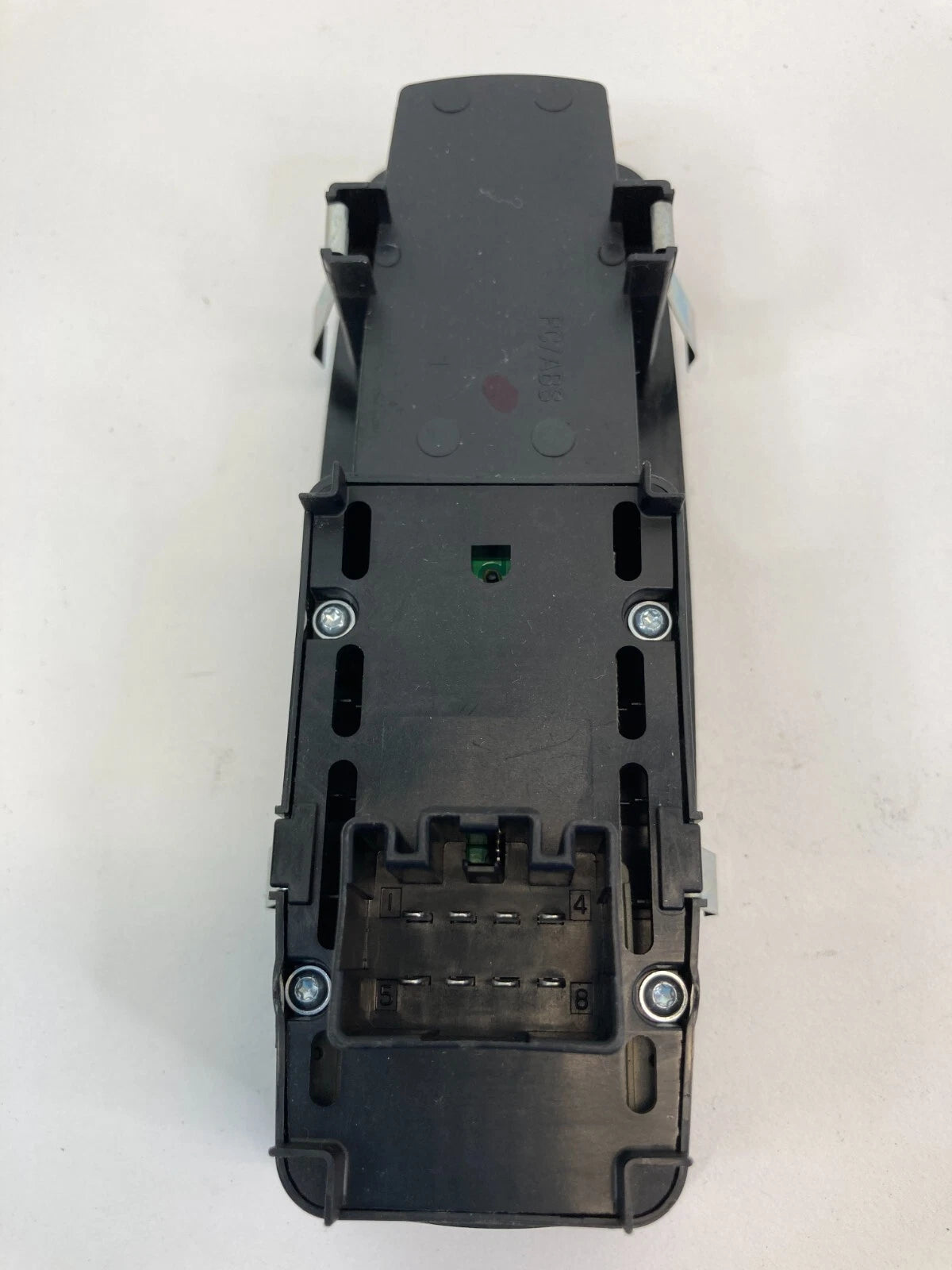 2008-2011 DODGE NITRO 08-12 LIBERTY FRONT RIGHT PASSENGER WINDOW LOCK SWITCH OEM