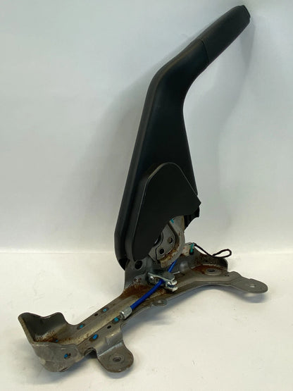 2006-2009 PONTIAC TORRENT 05-09 EQUINOX EMERGENCY PARKING BRAKE HANDLE LEVER OEM