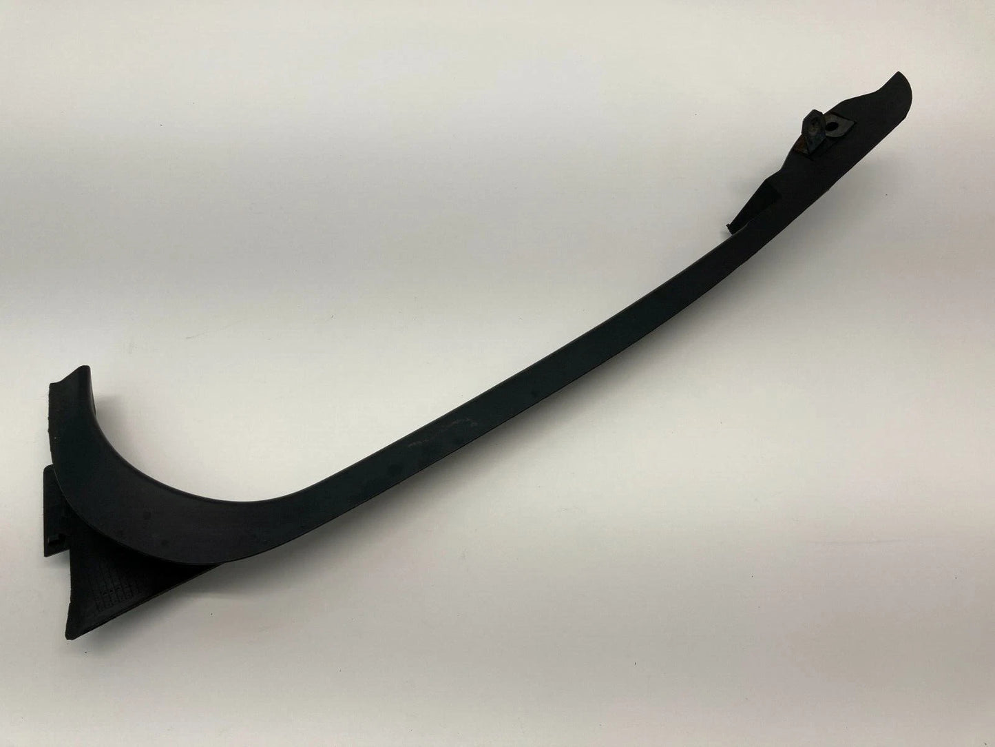 12-14 FORD FOCUS FRONT LEFT DOOR WINDOW PANEL TRIM COVER MOLDING BM51A201A19 OEM