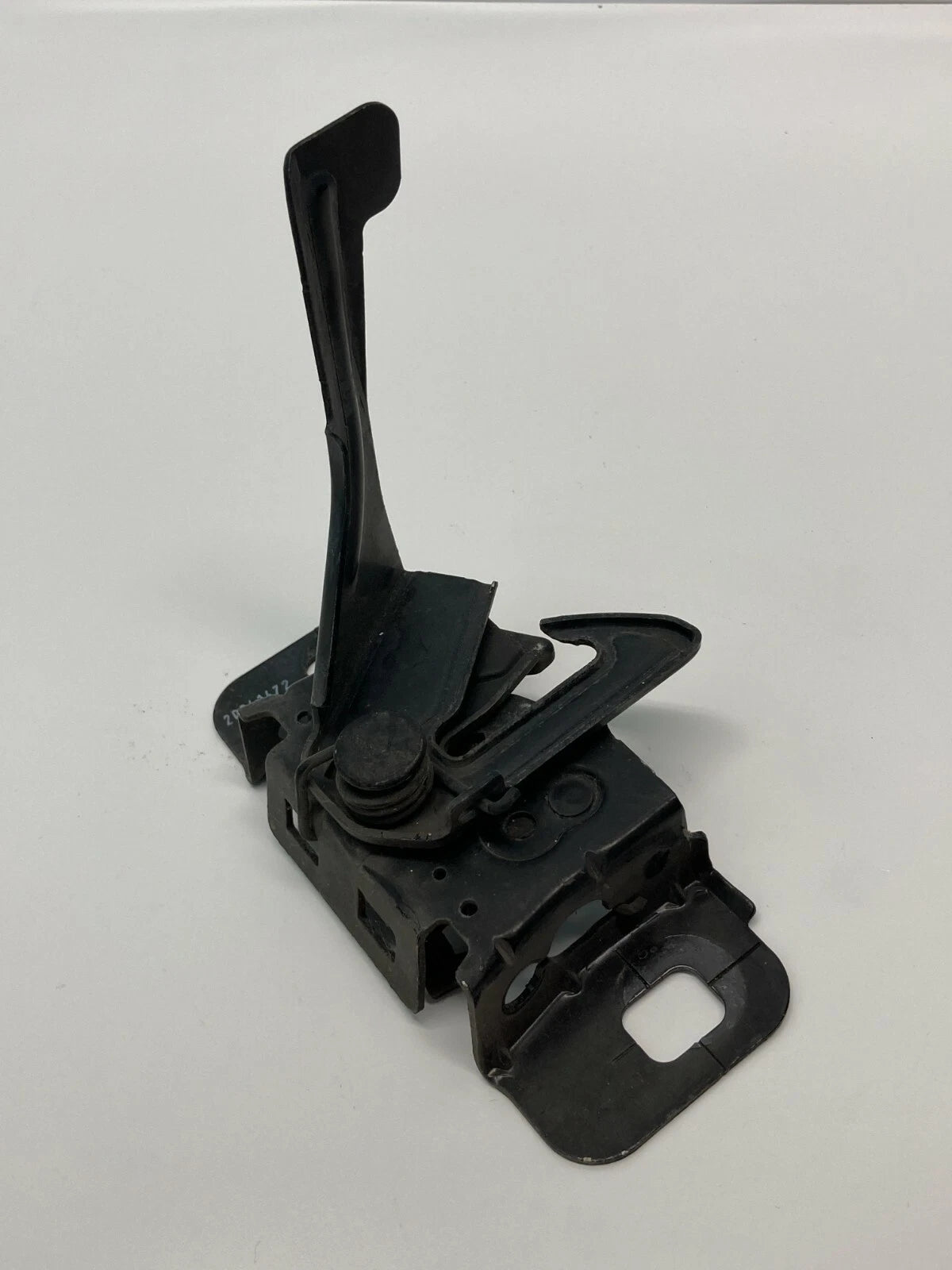 2009-2012 CHEVROLET TRAVERSE FRONT SIDE HOOD LATCH LOCK ASSEMBLY 20941472 OEM