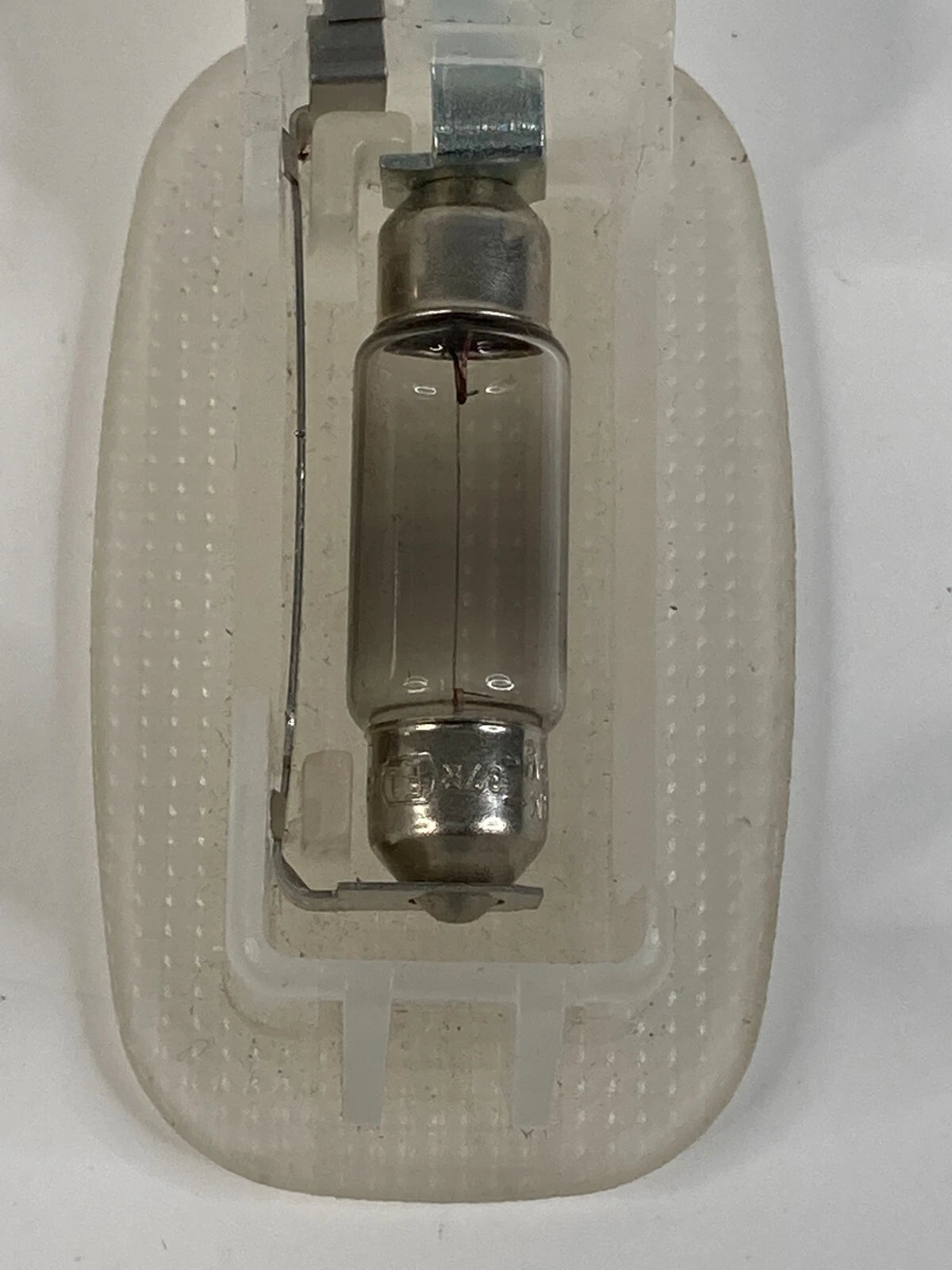 2006 2007 MERCEDES-BENZ ML 500 LEFT SUN VISOR VANITY LAMP LIGHT 208-820-950 OEM