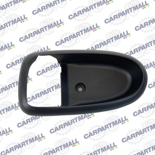 01-06 Hyundai Elantra Front Right Passenger Door Handle Bezel Cover 82621-2D000