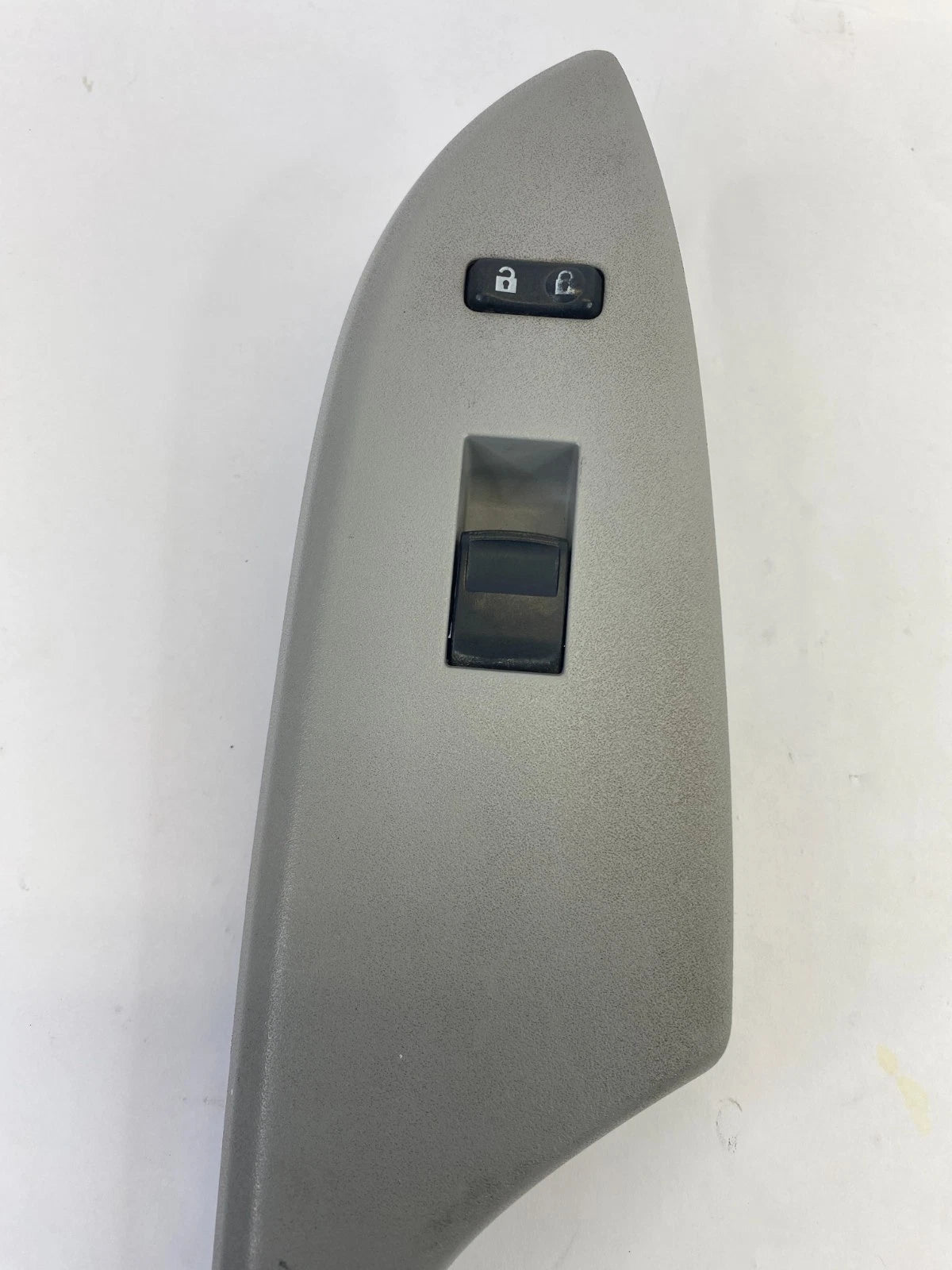 2009-2013 TOYOTA COROLLA FRONT RIGHT SIDE DOOR WINDOW CONTROL SWITCH 74231-02710