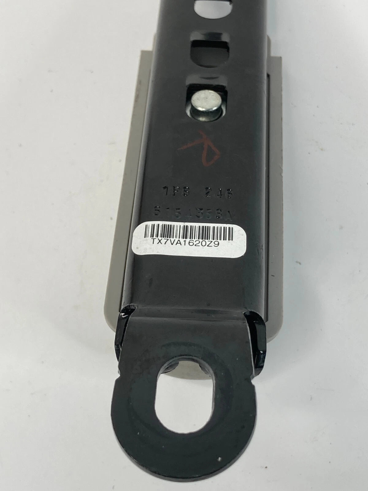2008-2012 CHEVROLET MALIBU FRONT RIGHT SEAT BELT HEIGHT ADJUSTER 6154358A OEM