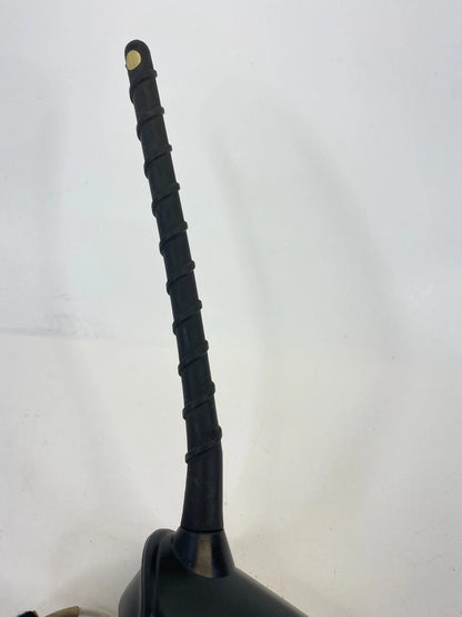 2009-2011 KIA BORREGO RADIO AM FM ANTENNA BASE MAST ROOF MOUNT 96210-2J700 OEM