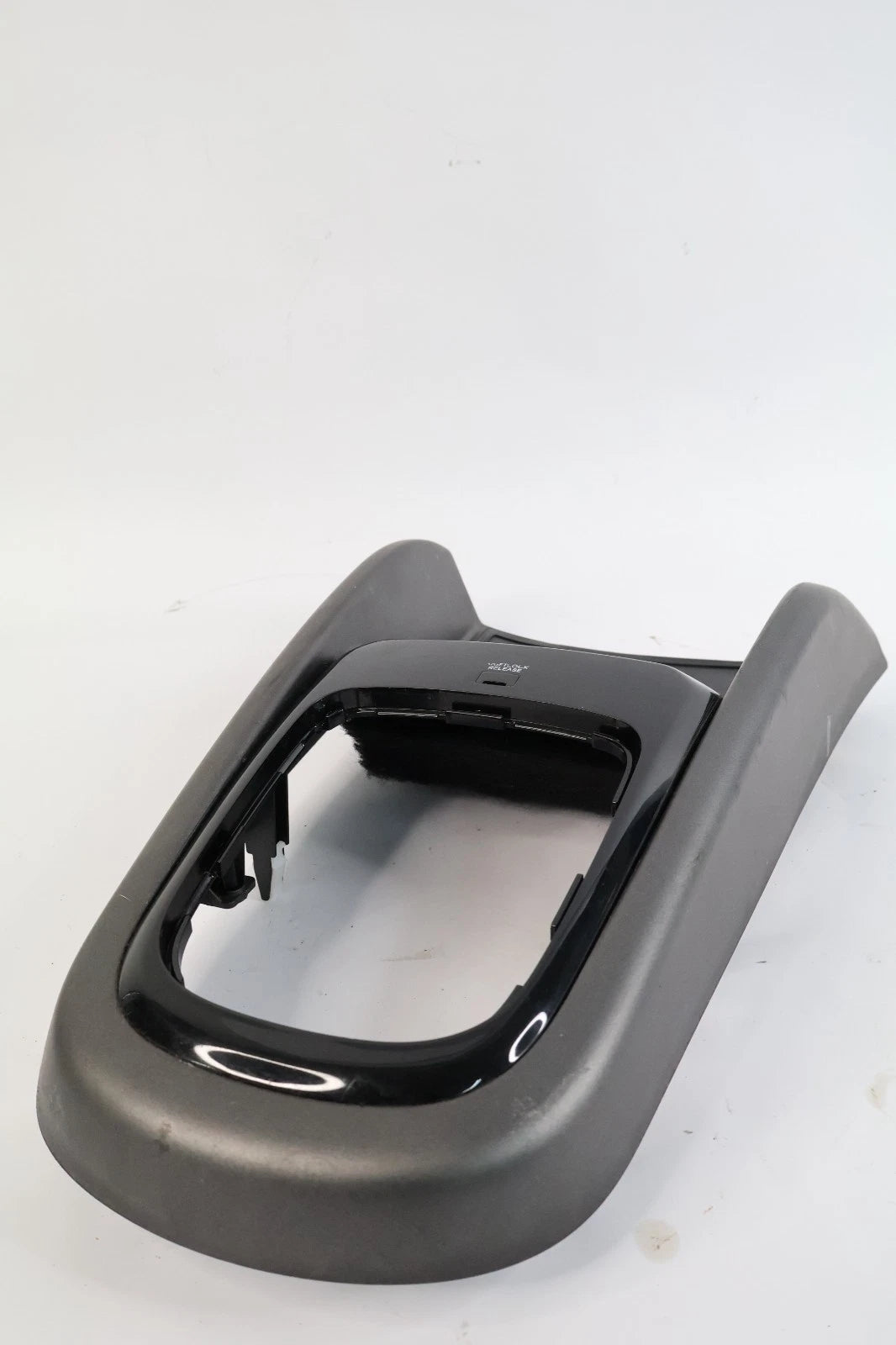 2012 2013 KIA SOUL CENTER CONSOLE SHIFT SHIFTER SURROUND BEZEL 84651-2KA01 OEM