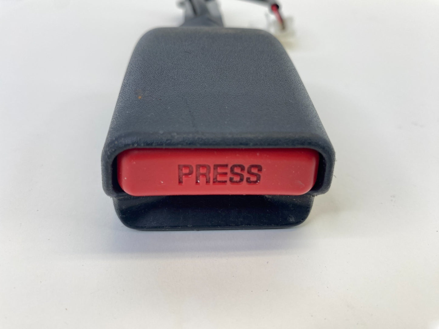 2014-2016 Mazda 3 Mazda3 Front Right Passenger Side Seat Belt Buckle Assy OEM