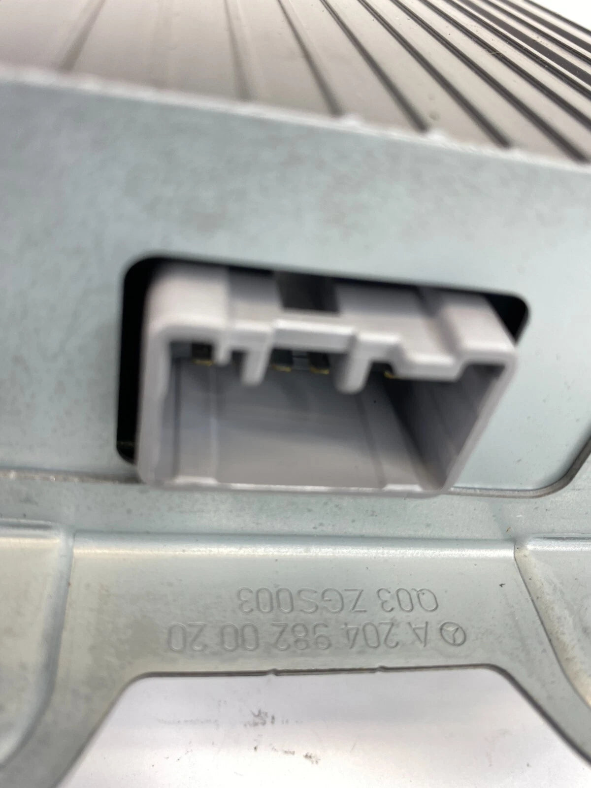 2006-2011 MERCEDES-BENZ ML350 R350 POWER INVERTER MODULE A2049820020 OEM