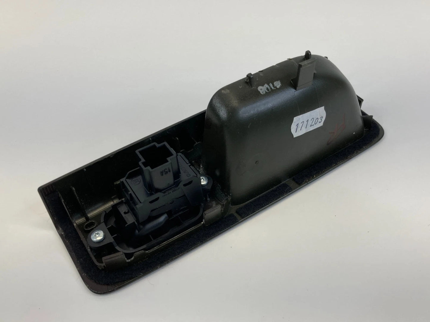 04-11 VOLVO S40 05-11 V50 FRONT RIGHT SIDE DOOR WINDOW SWITCH PULL POCKET OEM