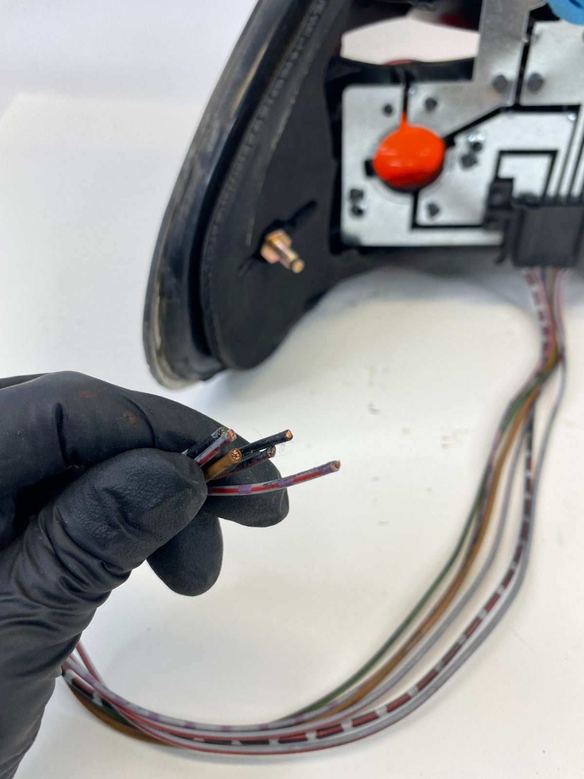 1998-2002 Mercedes-Benz E430 Rear Right Outer Tail Light Taillight Aftermarket