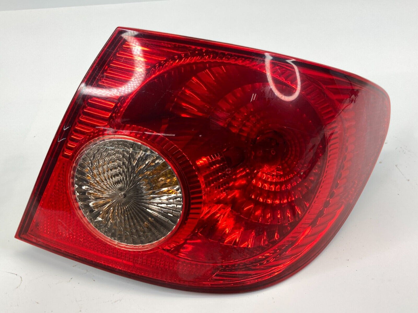 05-08 Toyota Corolla Sedan Rear Right Side Outer Tail Light Taillight Lamp OEM