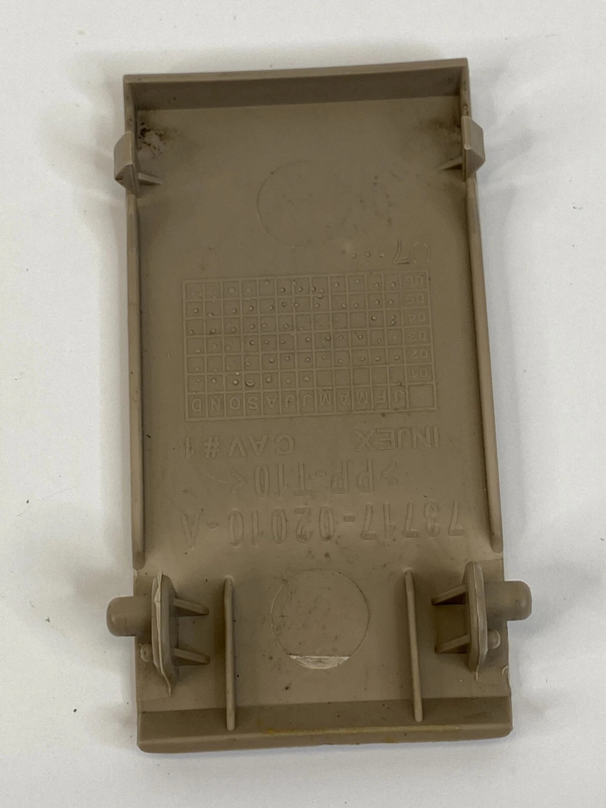 2003-2008 TOYOTA COROLLA BACK DECK CHILD ANCHOR SEAT COVER TRIM 7371702010A