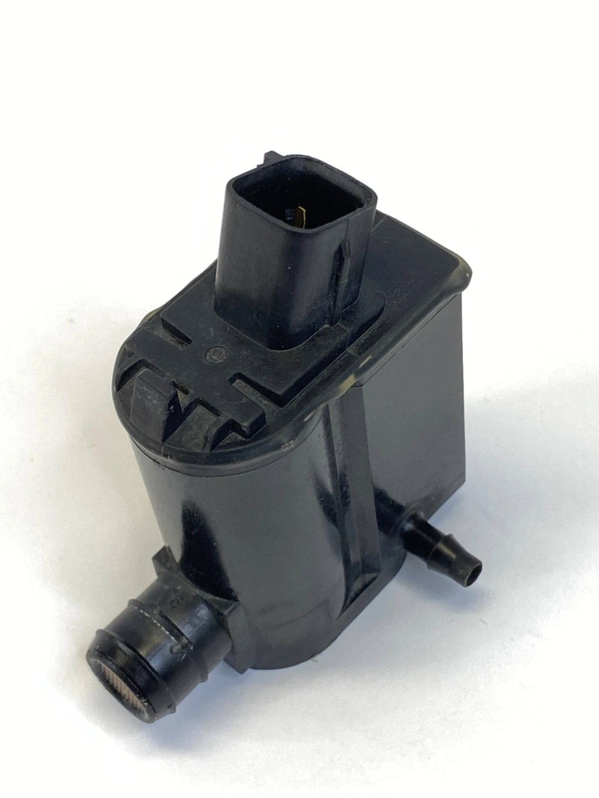 14 15 SORENTO 05-17 ACCENT FR WINDSHIELD WASHER FLUID PUMP MOTOR OEM 98510-1W000