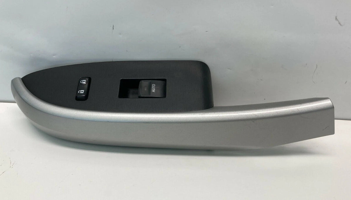 2010-2015 TOYOTA PRIUS FRONT RIGHT PASSENGER POWER WINDOW SWITCH 74231-47120 OEM