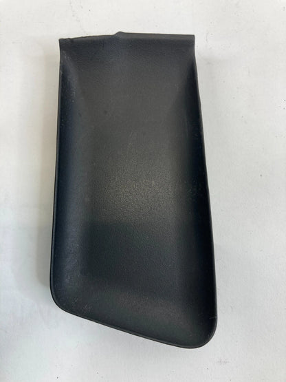 2011-2014 HYUNDAI SONATA FRONT LEFT SIDE INNER DOOR HANDLE SCREW CAP 826193S000