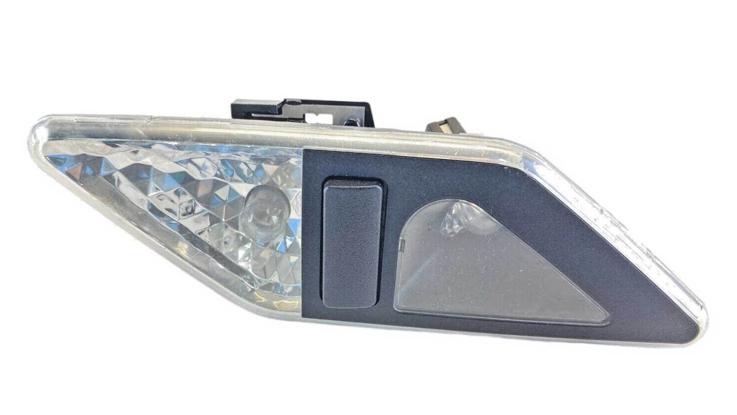 2001-2005 BMW 330xi 325i Rear Left Side Roof Reading Light Lamp 2JA-007-877-01