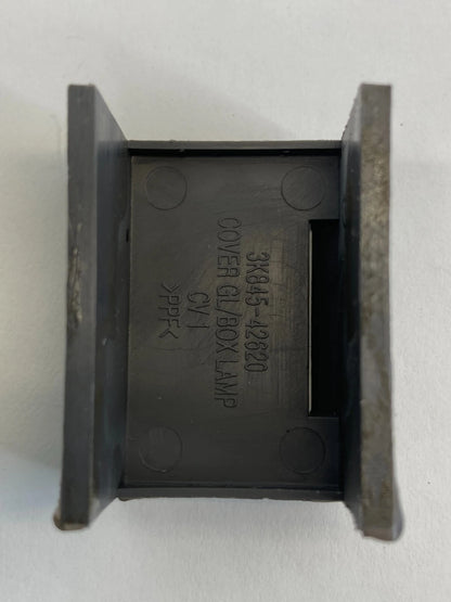 2011-2014 HYUNDAI SONATA INTERIOR GLOVE BOX COURTESY LAMP COVER 3K845-42620 OEM