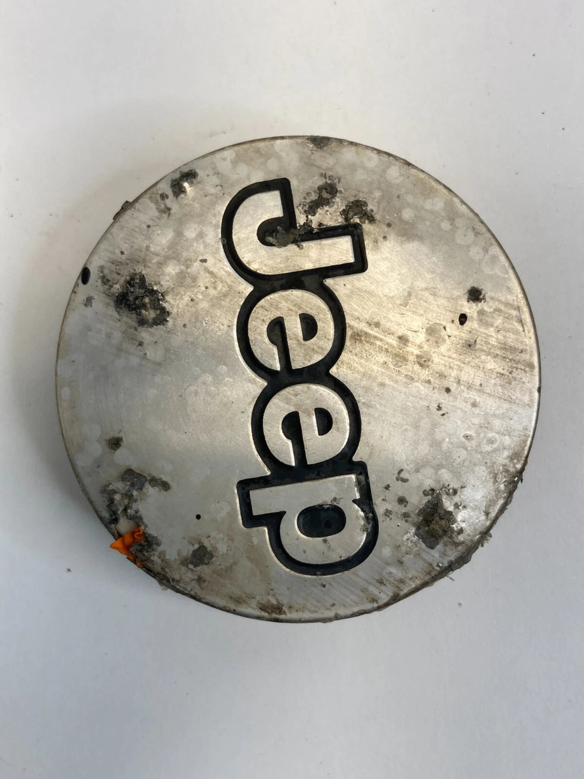 2002 JEEP LIBERTY WRANGLER WHEEL RIM CENTER CAP HUBCAP 5CF97TRM 5CF97L3X OEM