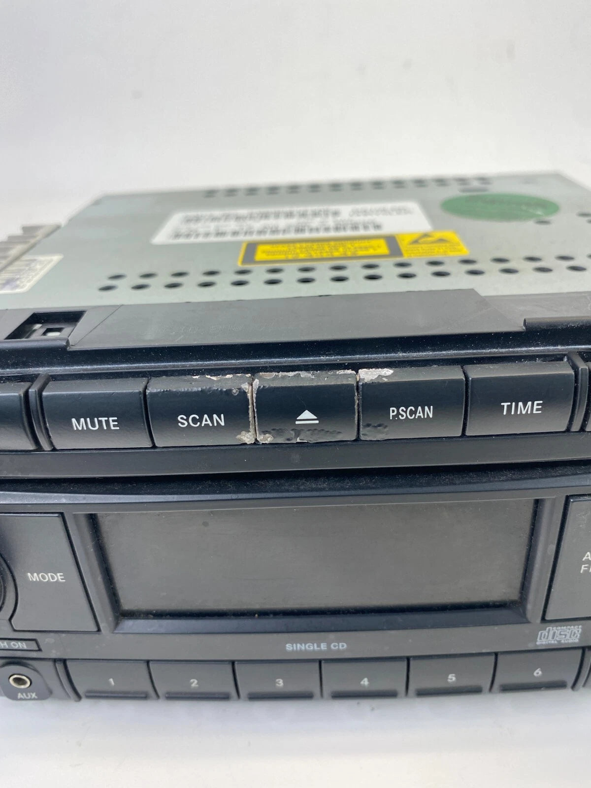 2008 DODGE JEEP AM FM CD PLAYER RADIO RECEIVER MP3 AUX AUDIO P05064171AK OEM