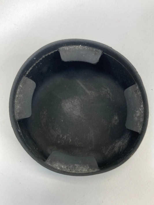 02-09 CHEVROLET TRAILBLAZER FRONT CENTER CONSOLE RUBBER CUP HOLDER INSERT MAT