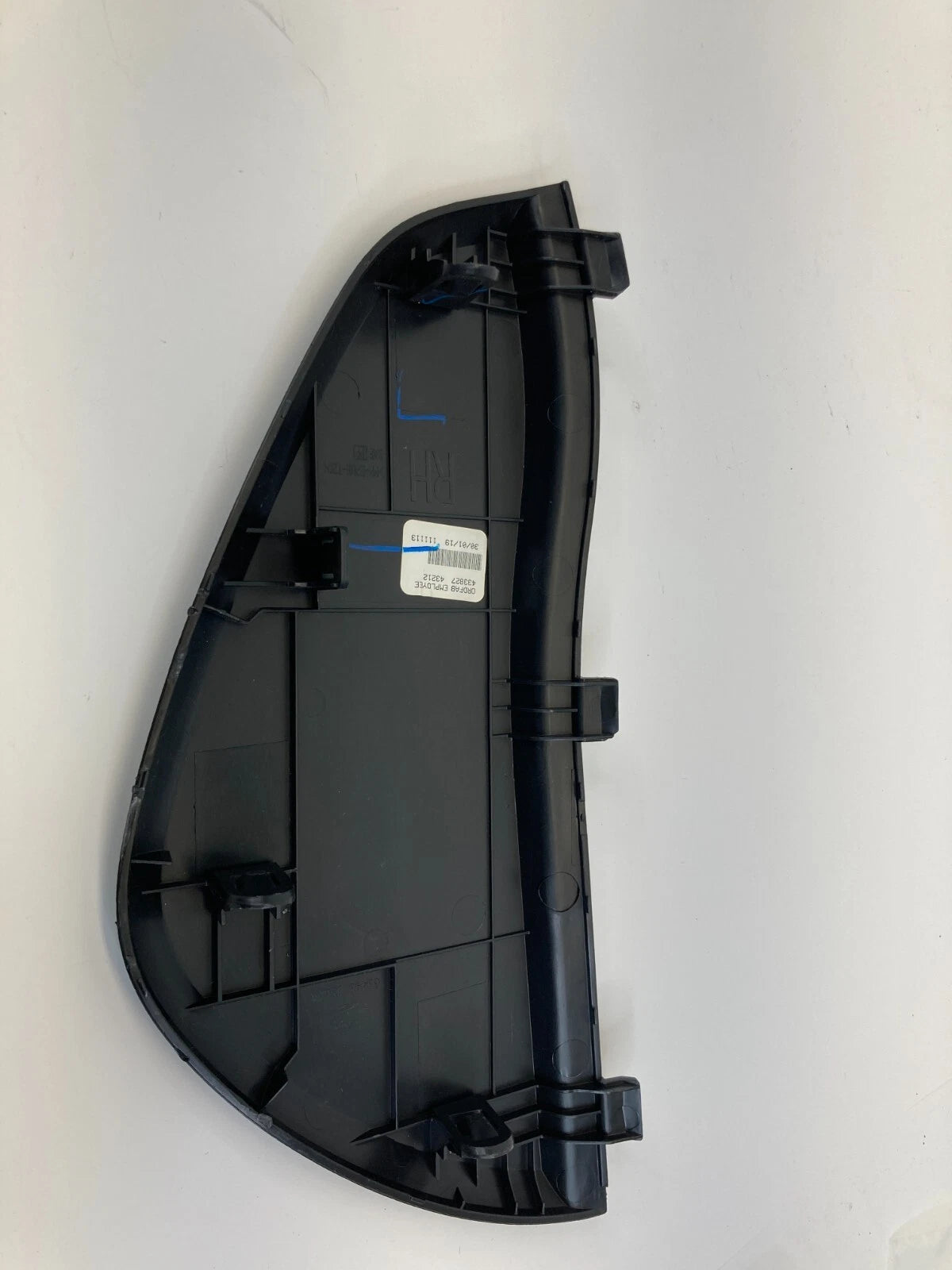 2013-2019 NISSAN SENTRA RIGHT SIDE DASH END CAP COVER PANEL TRIM 68498-3SG0A OEM
