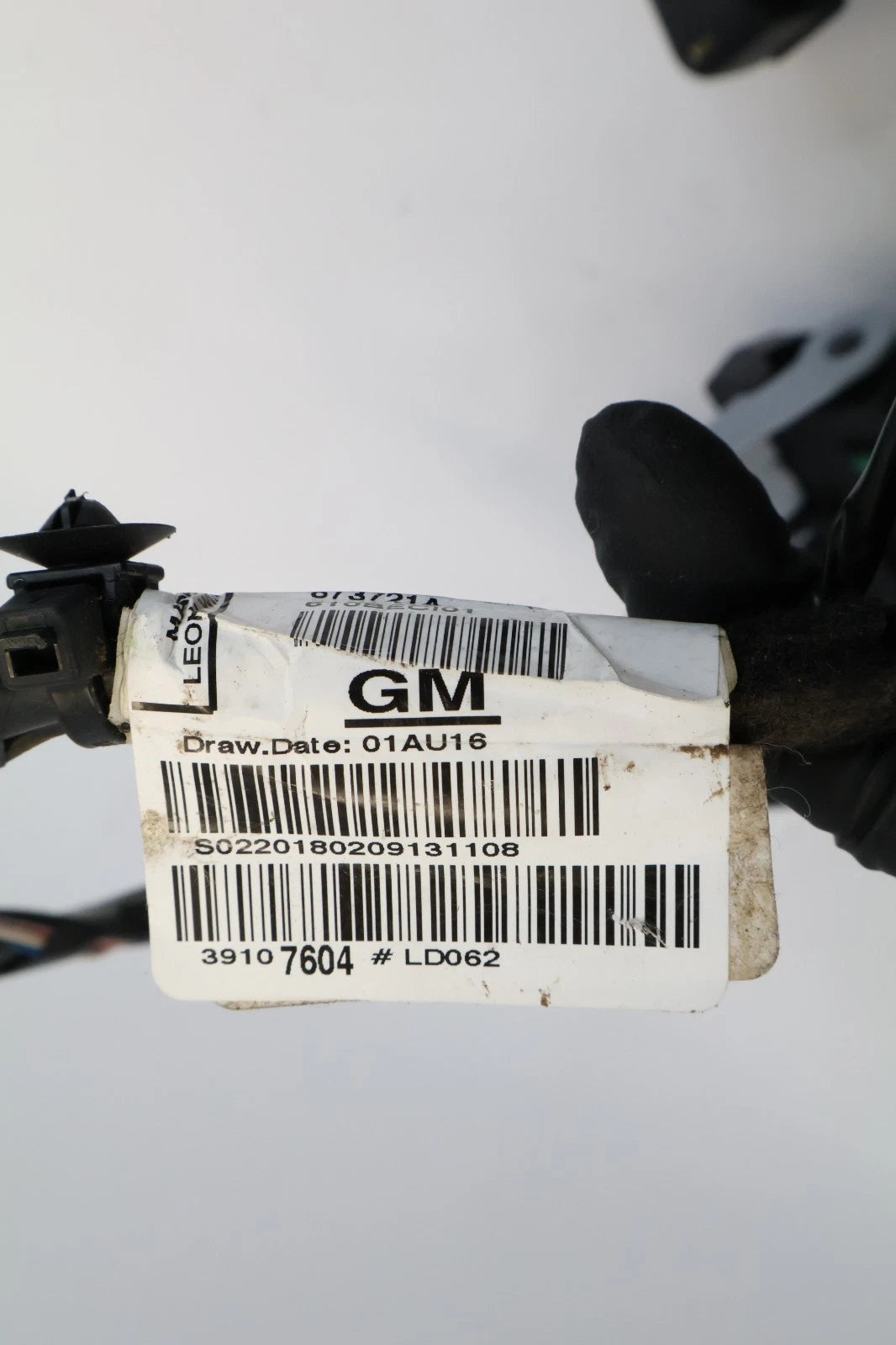 2016-2018 CHEVROLET CRUZE 1.4 POWER DISTRIBUTION FUSE RELAY BOX 39023242 OEM