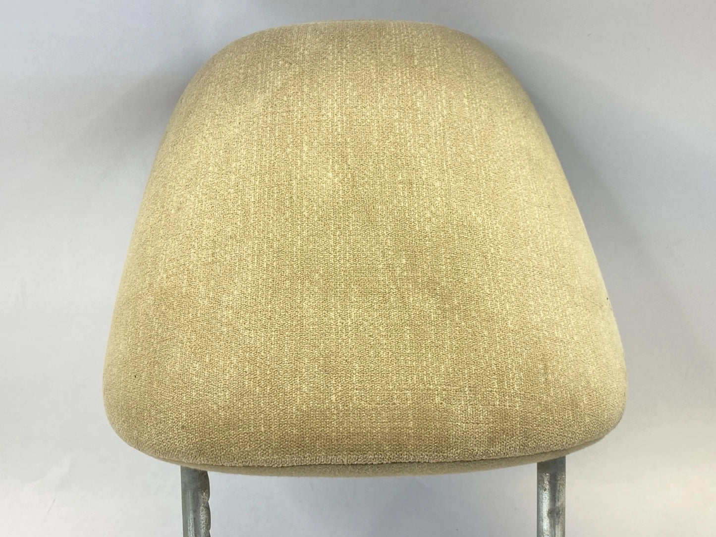 2008-2010 HONDA ACCORD SEDAN FRONT DIVER PASSENGER SEAT HEADRESTS PAIR IVORY OEM