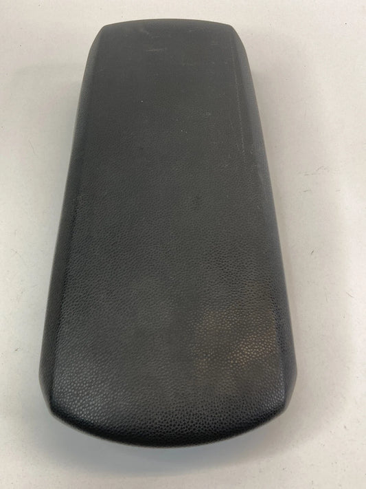 2008-2011 FORD FOCUS SEDAN CENTER CONSOLE ARMREST ARM REST LID COVER COMPARTMENT