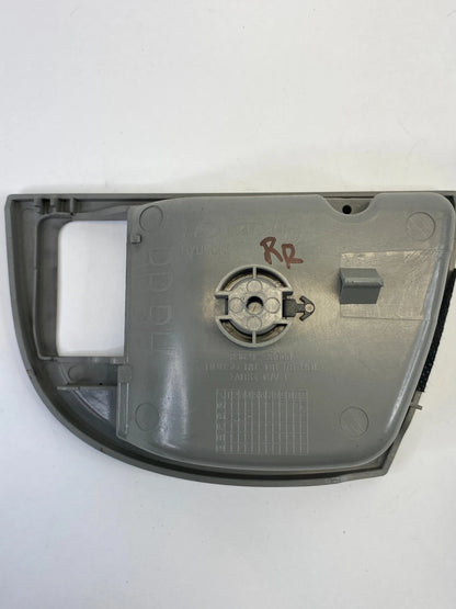 07-09 HYUNDAI SANTA FE REAR RIGHT PASSENGER HANDLE BEZEL COVER TRIM 83621-2B000