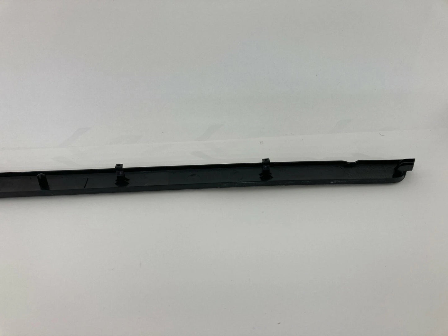 2010-2014 VW VOLKSWAGEN JETTA FRONT LEFT DRIVER DOOR TRIM MOLDING COVER OEM