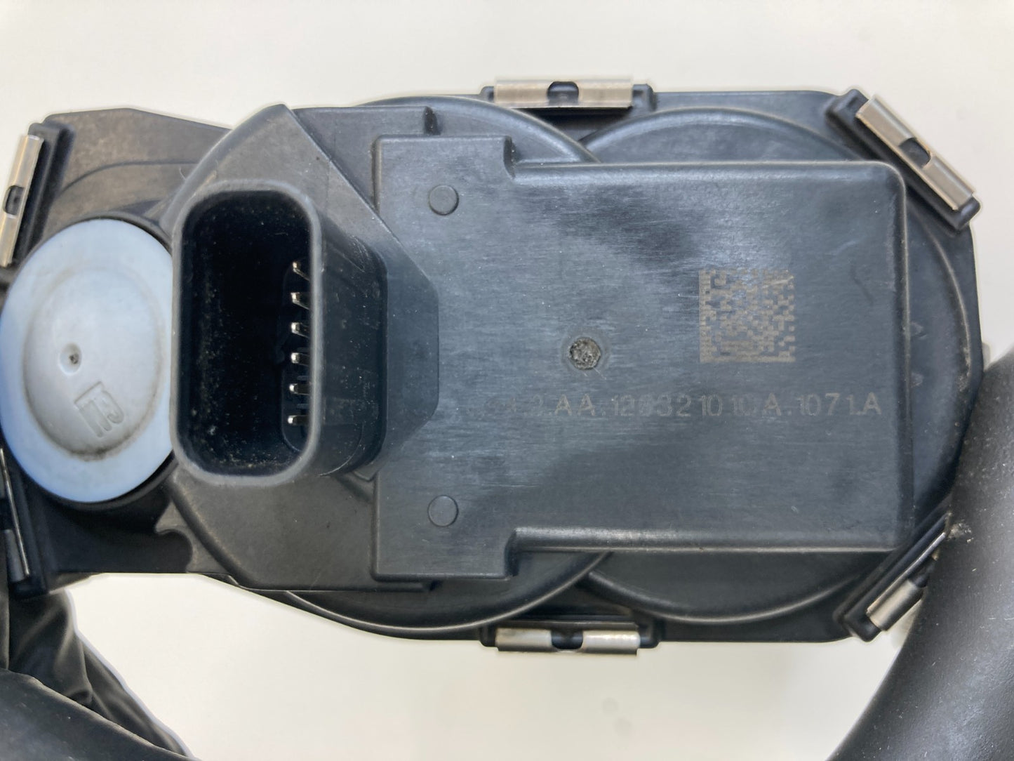 2012-2017 GMC Terrain 2.4L L4 A/T Fuel Injection Throttle Body Valve 12632101CA