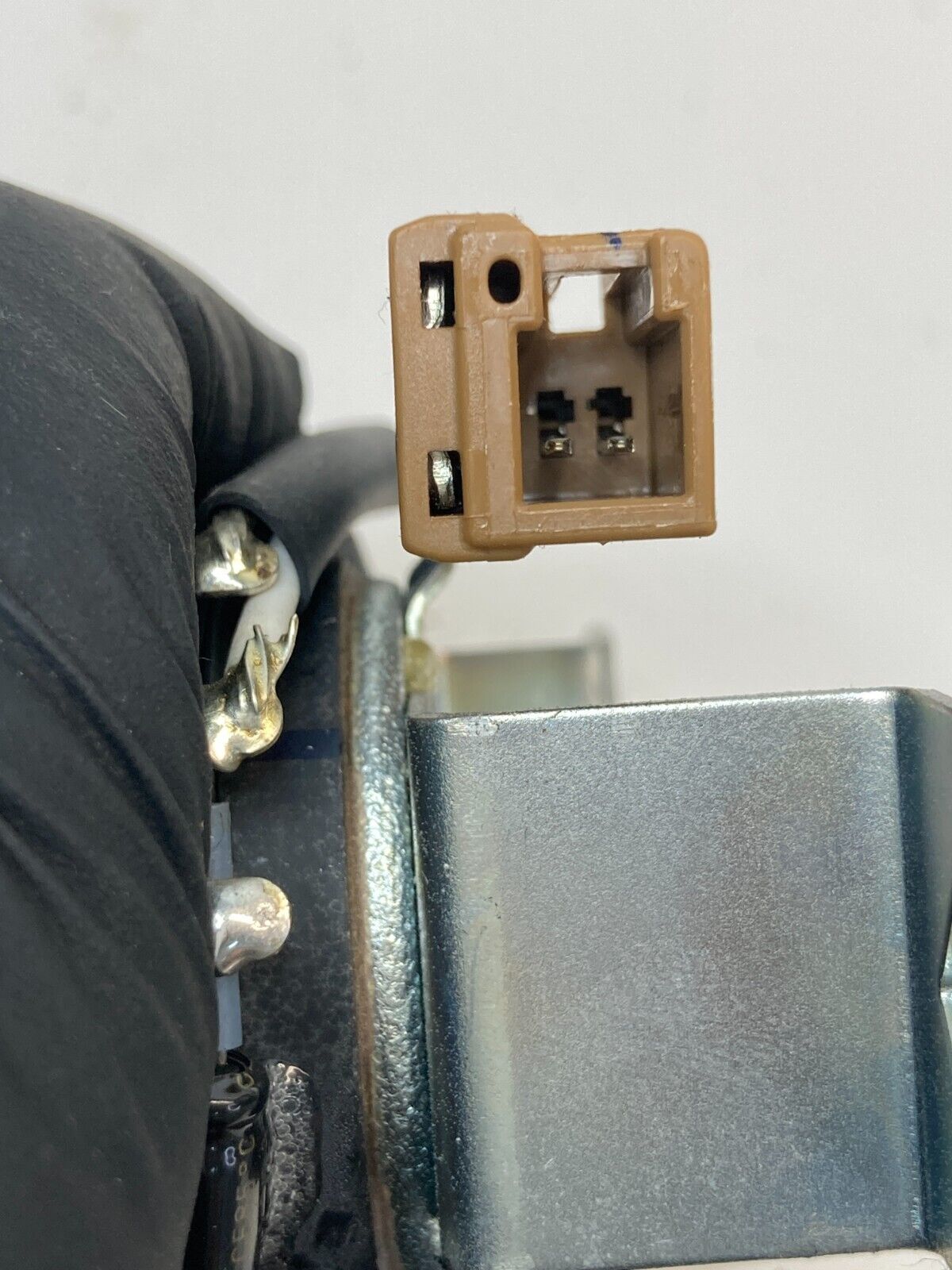 2011-2017 Nissan Juke Front Left Driver Side Tweeter Speaker 281E11KL0A OEM